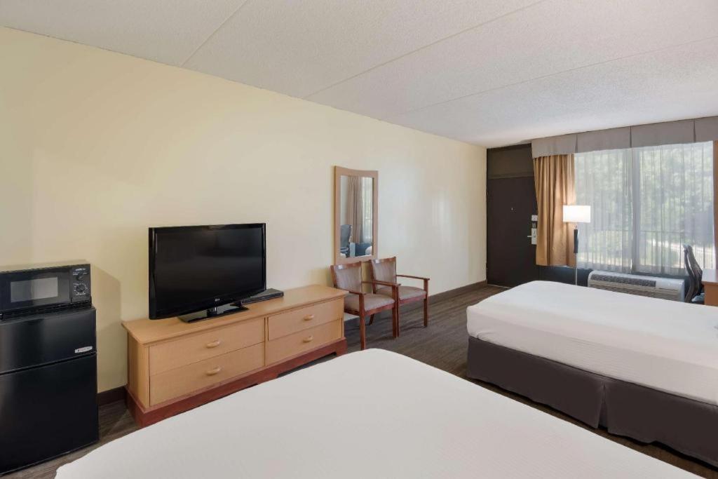 Best Western Inn Goshen Exterior photo